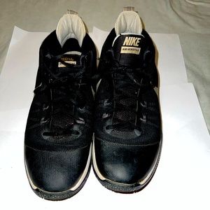 Nike versatile shoes